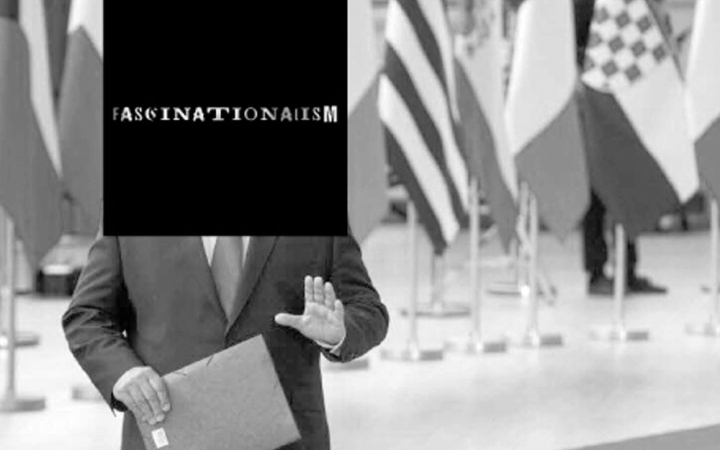 ICA-D: "Beleértve a Holdat és más égitesteket"