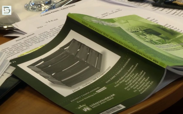 DSTV: Vár-estet rendeztek a könyvtárban