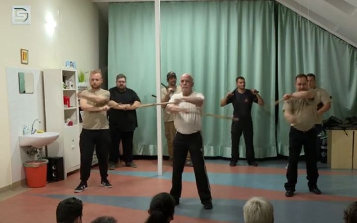 DSTV: harcművészeti csalogató