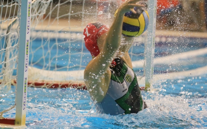 Döntetlenről folytatják