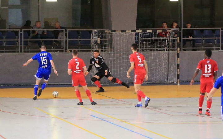 Hatpontos meccs vár a futsalosokra