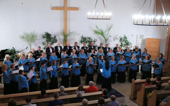 Születésnapi gála a Dunaújvárosi Vegyeskarral