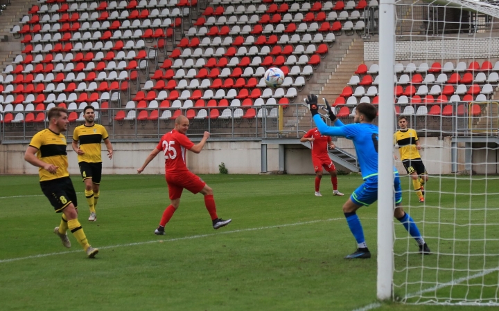 Monoron is nyert a DFC