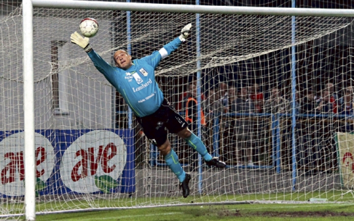 Szűcs Lajos kettős szerepben