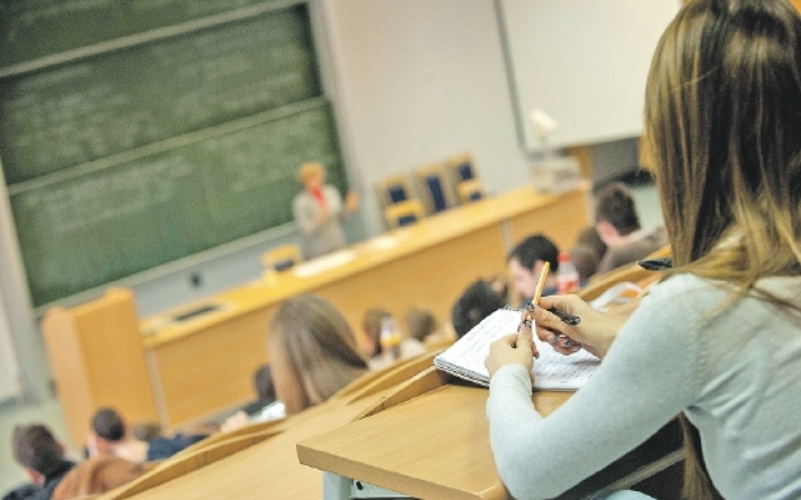 Július 9-ig pótolhatnak a leendő egyetemisták