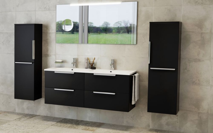 Ilyen stílusra vágynak újabban a férfiak a fürdőszobában