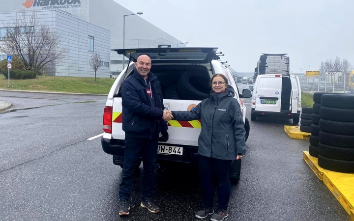 Gumiabroncsokat kapott a város a Hankooktól