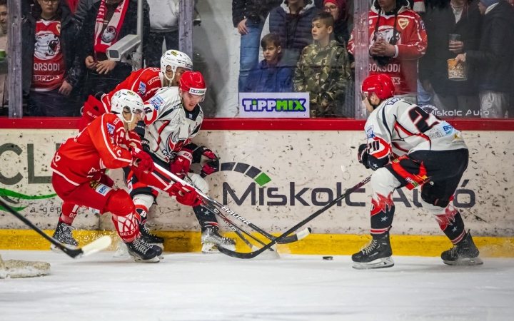 Miskolcon sem jött ki a lépés