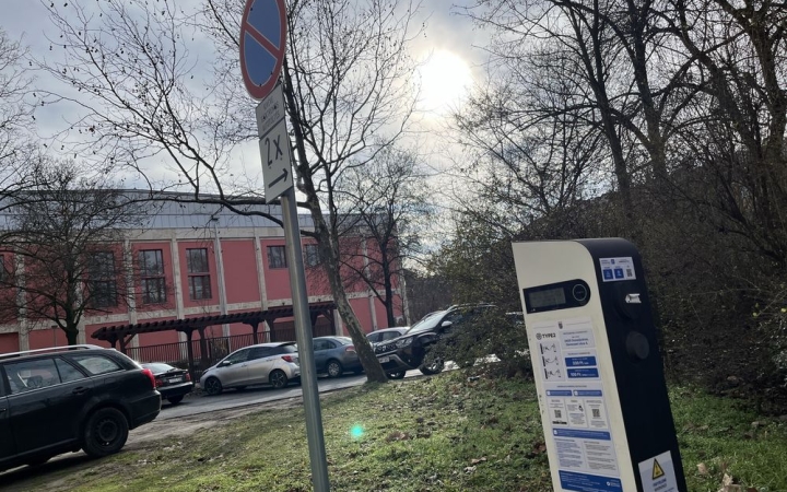 Újra használhatóak az önkormányzat által kezelt elektromos autótöltők