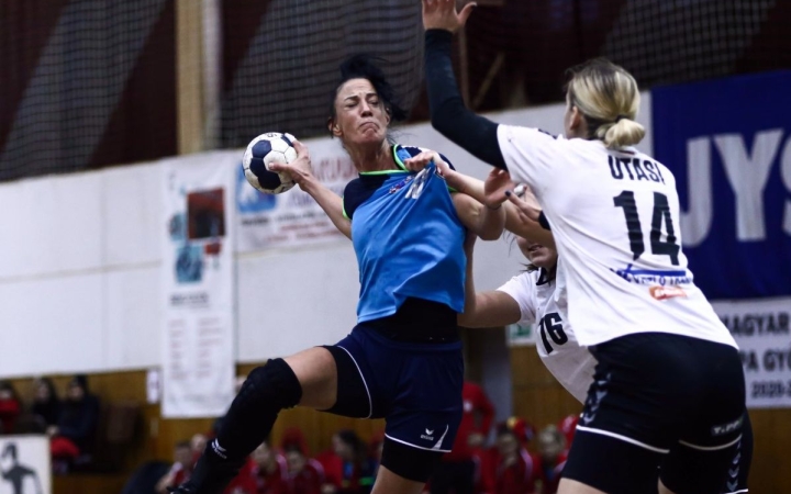 Alapemberek hosszabbítottak a Kohásznál