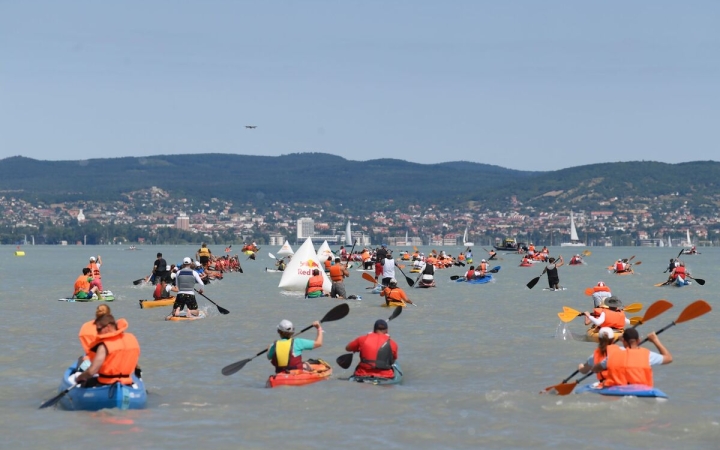 Már lehet nevezni a Balaton-Átevezésre!