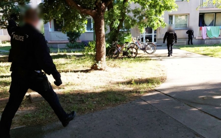 Vádat emeltek a nőket prostitúcióra kényszerítő család tagjai ellen