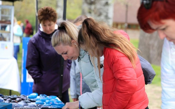 DSTV: újra itt a Dunai Kincses Kert forgataga