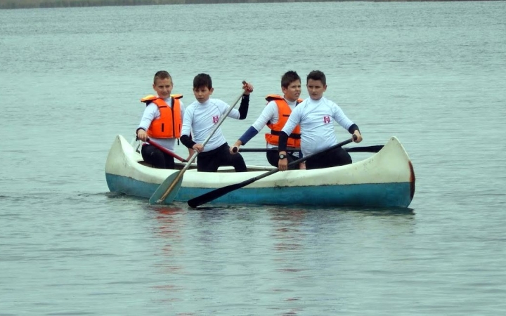 Kajak-kenu: játékos verseny a fiataloknak