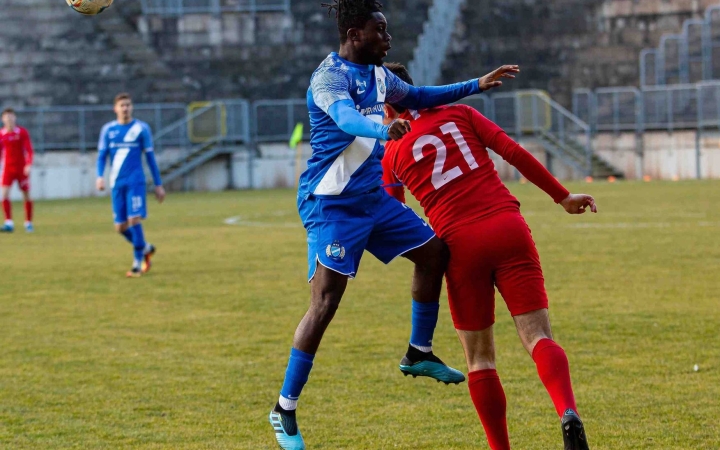 Nehéz meccs vár a focistákra