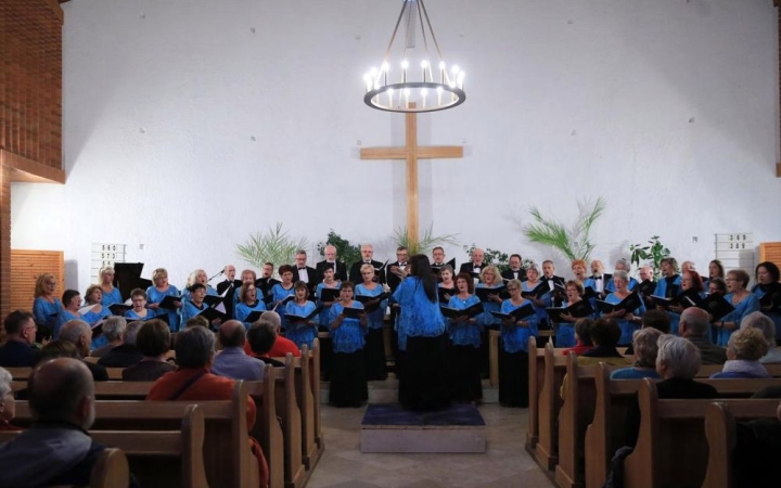 Virágvasárnapi koncert a Dunaújvárosi Vegyeskarral