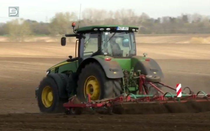 DSTV: éledezik a természet