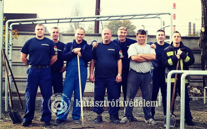 Tűzoltók: épül a tornapálya