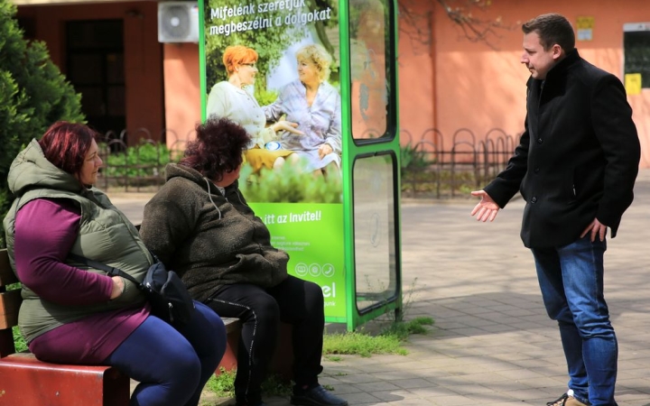 Virágosítás  lesz a Váci Mihály utcában