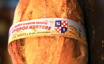 Félidőnél jár a Dunaújváros kenyere akció
