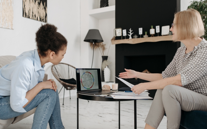 Gazdasági válság, infláció, pénztelenség? Az asztrológia segít megoldani a gondokat