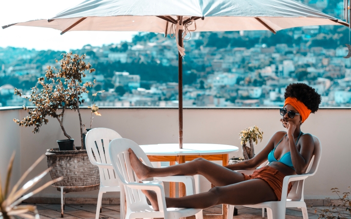 Válassz vízálló napvitorlát, és esőben is élvezd a terasz nyújtotta előnyöket!