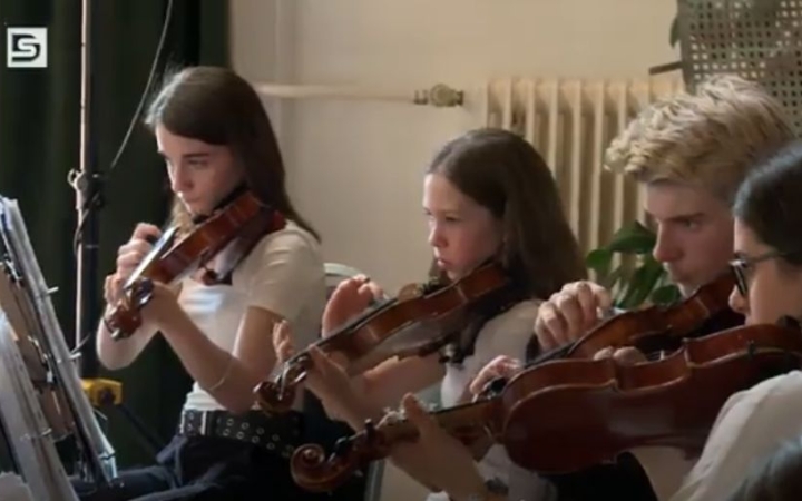 DSTV: Lengyelországba készültek a zeneiskolások