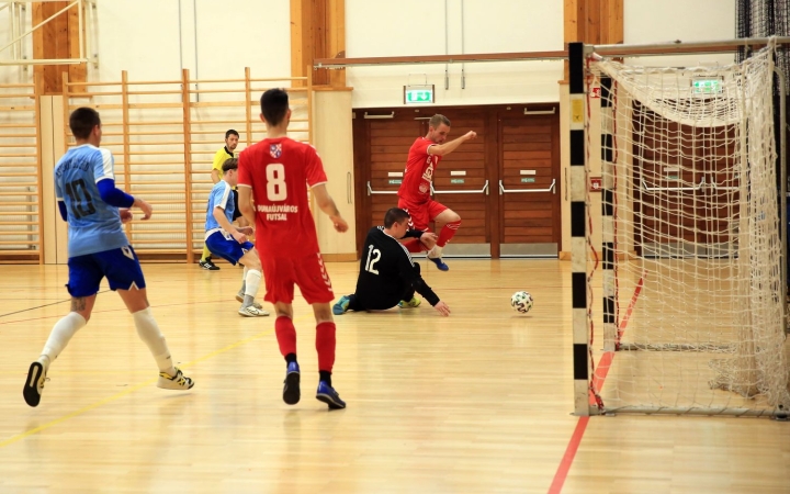 Kiütéses győzelem az utolsó hazai meccsen