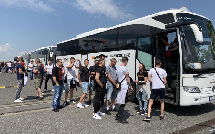 200 munkatársát vitte el a budapesti EL-döntőre a Hankook