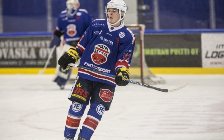 Finn bekk az Acélbikáknál