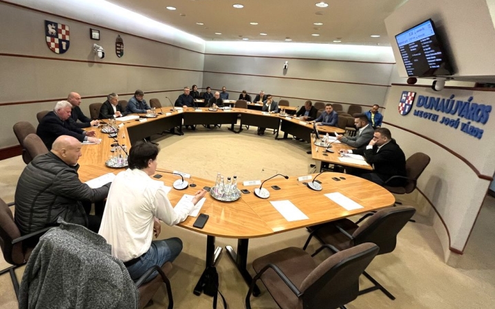 Negyvennél több napirend a közgyűlés előtt