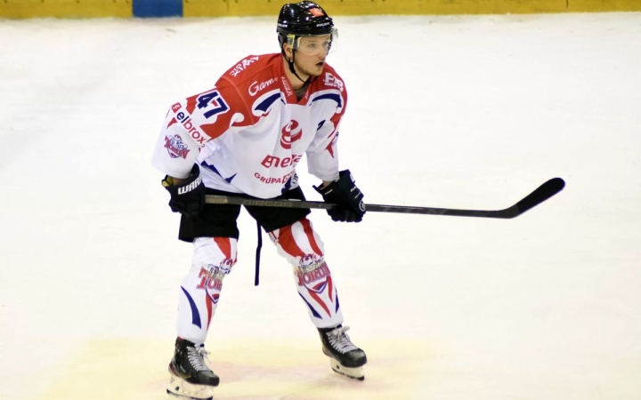 Ponterős finn csatár érkezik