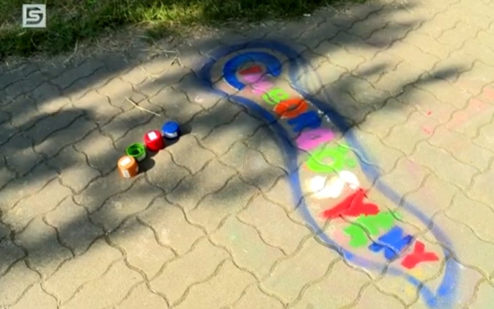 DSTV: ösvényfestés a Cimborákkal