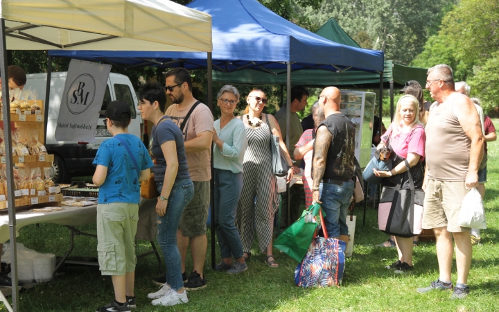 Évadzáró kincsvadász sokadalom kerekedett a Szalki-szigeten – különlegességekkel