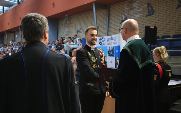 DSTV: 258 friss diplomás a DUE-n (galériával)