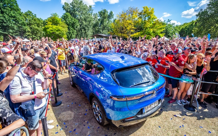 Visszatérnek az alfások Dunaújvárosba!