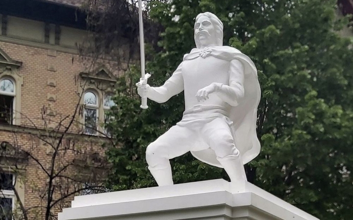 ICA-D: jó, de hol van innen a ló?