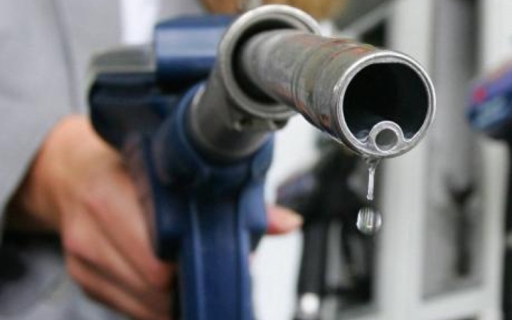 Hőtágulás mi?  Drágul a benzin