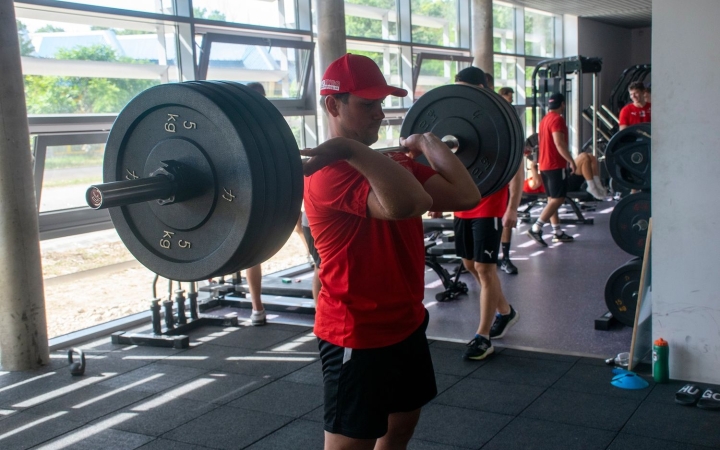 Újra munkában a jégkorongozók