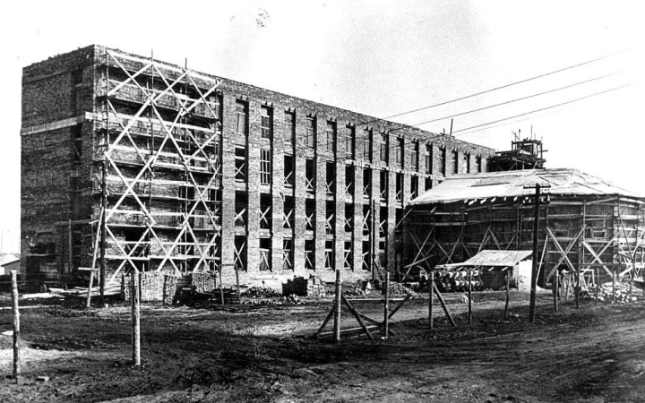 Egészségügy az új városban – a kezdetektől a kiskórházig