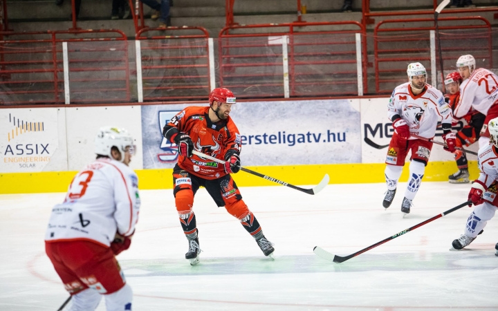 Az első hazai meccs előtt az Acélbikák