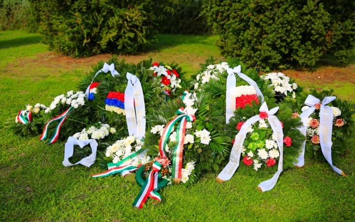 A hősök emlékezete a gyásznapon