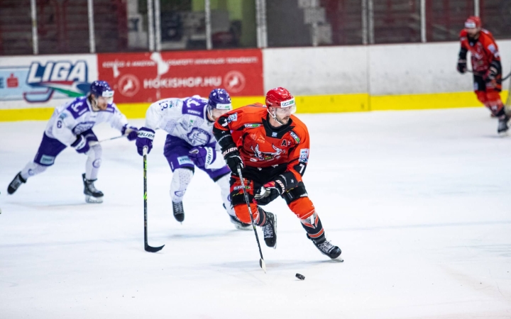 Az éllovashoz látogat a DAB