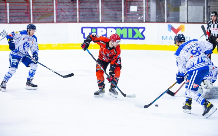 Szétlövés után szenvedett vereséget Csíkban az Acélbikák gárdája