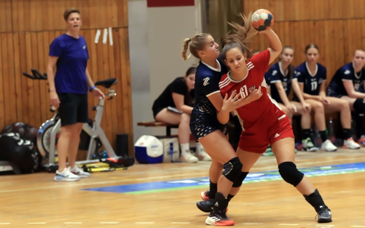 Felemás kézilabdás forduló