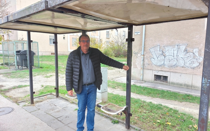 Felújítják a Bercsényi utcai buszmegállót