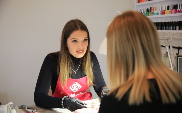 Téli kézápolás: trendek, tippek mindenkinek