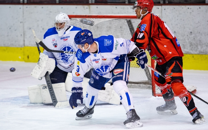 Csíkszeredában fejezi be második erdélyi túráját a DAB