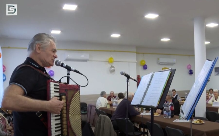 DSTV: találkoztak és daloltak