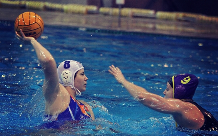 Vízilabda: küzdelmes vereség